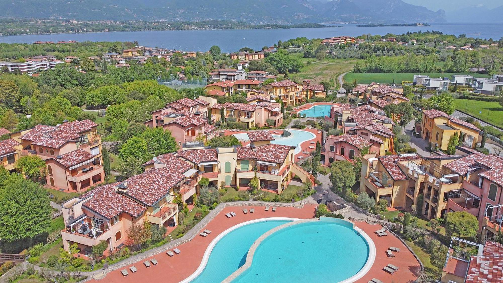 Borgo Del Torchio Apartments By Wonderful Italy Manerba del Garda Exteriér fotografie